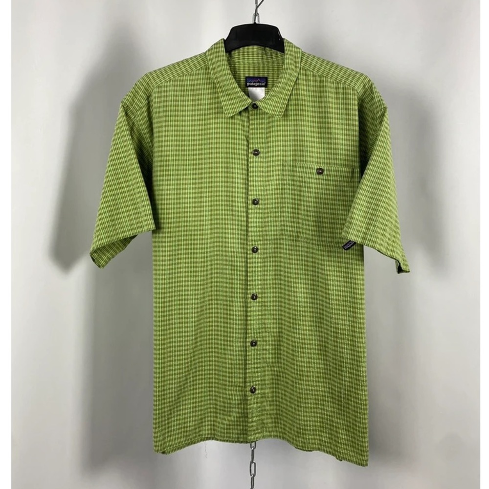 Patagonia Mens Medium Short sleeve Green Casual Organic Cotton Button down